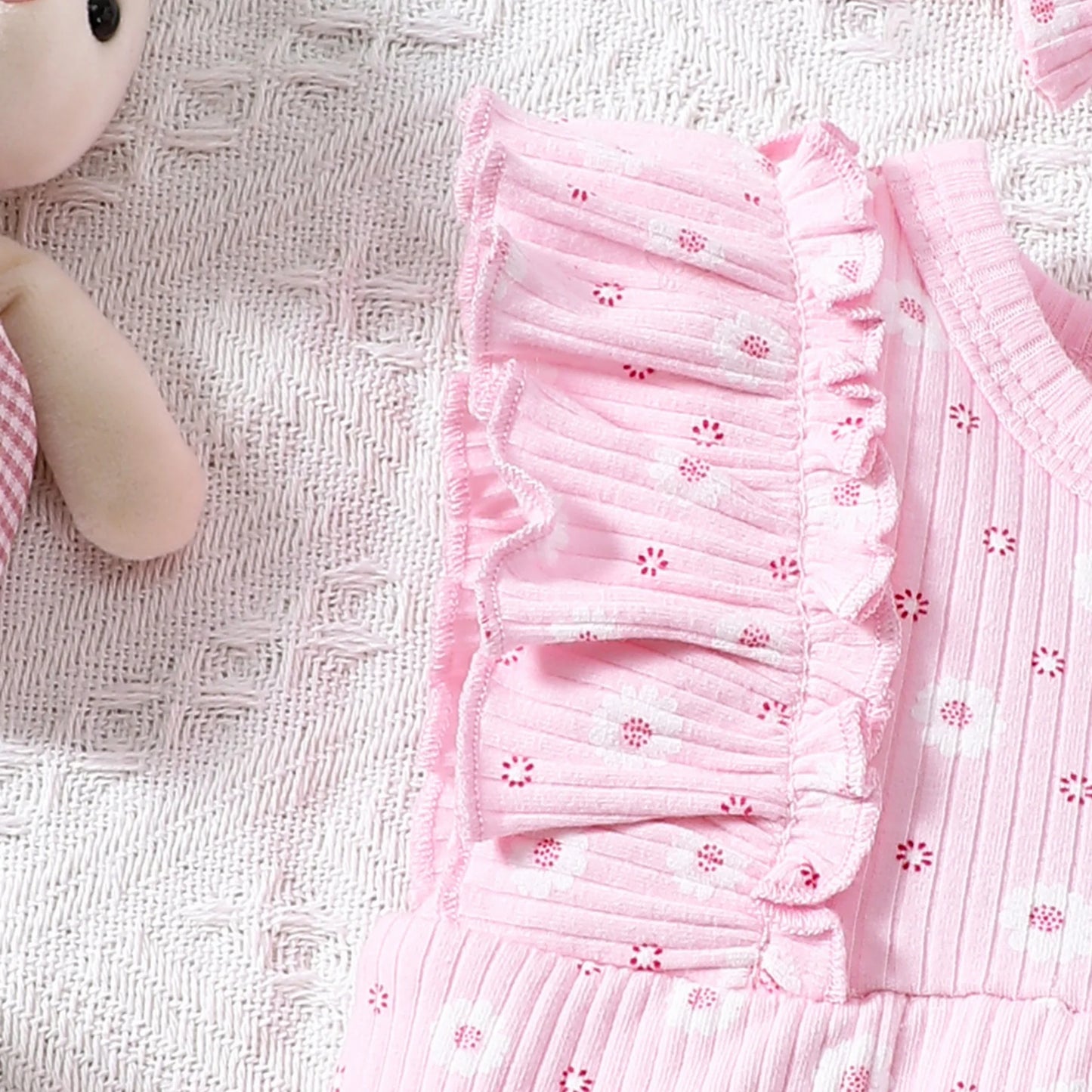2-teiliger Sommer-Overall für Babys mit Rundhalsausschnitt, Schmetterlingsärmel-Design, süßer, süßer und lebhafter Overall im Prinzessinnen-Stil für Neugeborene.