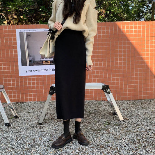 Temperament Black Slim Fit Long Skirt Women High Waist Knitted Straight One-Step Skirt Korean Fashion Office Lady Pencil Skirts.