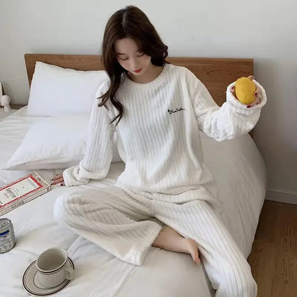 Winter frauen Neue Pyjamas Korallen Samt Casual Pyjamas Gepolsterte Loungewear Loungewear Sets Warme Kleidung Für Herbst Und Winter