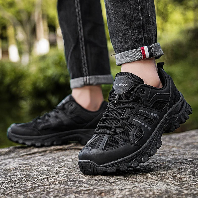 Men‘s Waterproof Hiking Shoes Outdoor Trainers Lace-up Climbing Shoes Women Trekking Sneakers Anti-slip  Tactical Sneaker