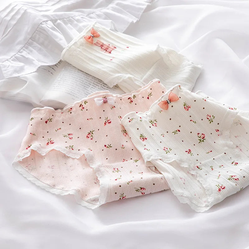 5Pcs/set Pure Cotton Sweet Bow Lace Women Panties Mid-Waist Girls Briefs Floral Underpants Soft Shorts Sexy Female Lingeries.