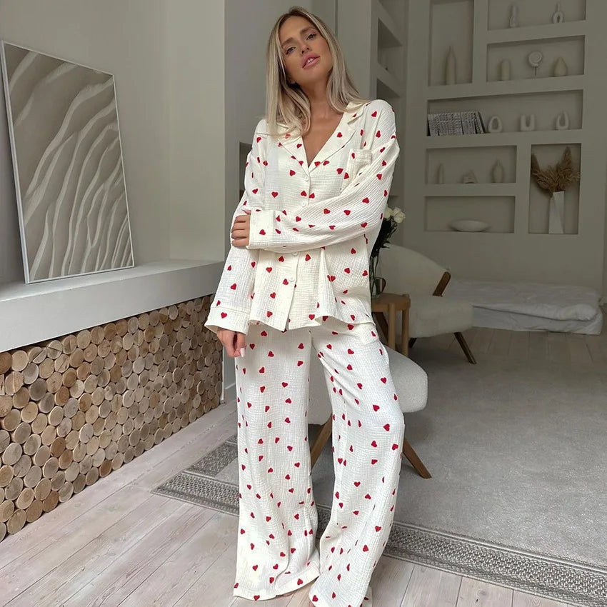 Sommer Neue Liebe Herz Druck Pyjama 100% Baumwolle Langarm Set 2Pcs Outfit Revers Nachtwäsche Taste Unten frauen pyjamas Nachtwäsche.