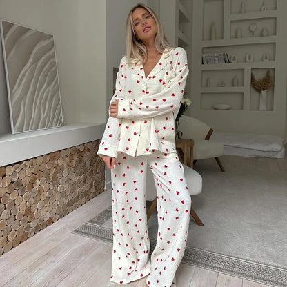 Sommer Neue Liebe Herz Druck Pyjama 100% Baumwolle Langarm Set 2Pcs Outfit Revers Nachtwäsche Taste Unten frauen pyjamas Nachtwäsche.