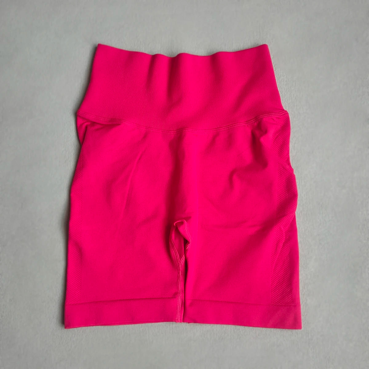 Yoga Shorts Women Sports Shorts Seamless Gym Workout Shorts High Waist Push Up Fitness Sports Shorts Cycling Shorts