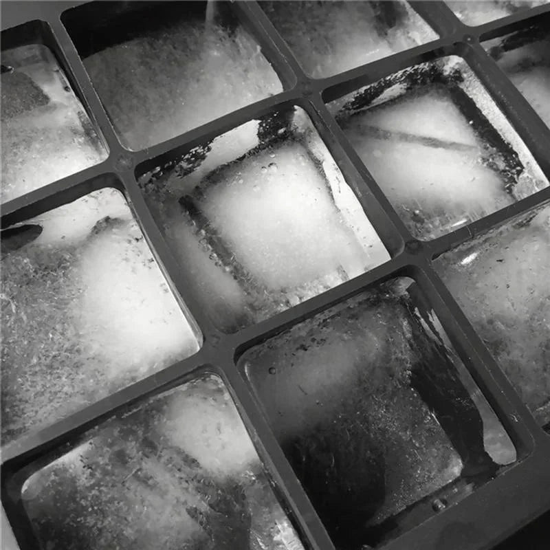New 15 Grid Silicone Ice Cube Mold Big Tray Mold Ice Cube Maker Non-toxic Durable Bar Pub Wine Ice Blocks Maker.