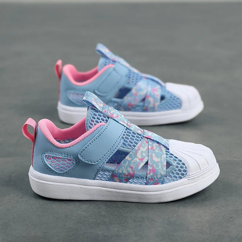 Summer Breathable Kids Sandals Boy and Girl Fashion Sneakers Lightweight Non Slip Walking Shoes Comfortable Sport Shoes.