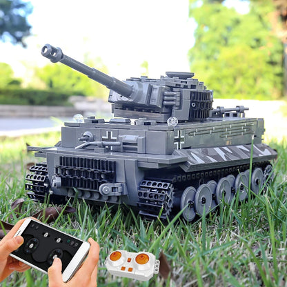 Mould King 20014 Military Toys The APP&RC Motorized Tiger Tank Model Assembly Technical Car Building Block Kids Christmas Gifts.