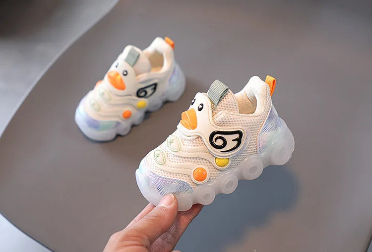 Children Led Casual Shoes Cute Cartoon Duck Sneakers Toddler Glowing Tennis Shoes Boys Girls Breathable Mesh Sports Shoes Sapato.