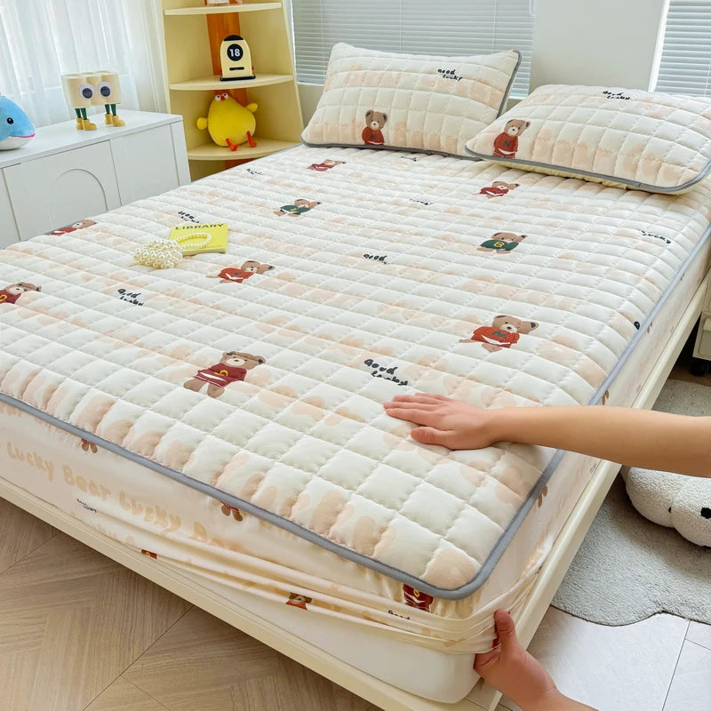 Thick Mattress Cover Cartoon Style Bedspread Quilted Bed Cover for Home Adults Kids Bed Linen fundas de colchón (No Pillowcase).