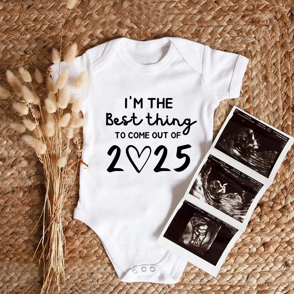 „I'm the Best Thing 2025, Neugeborene Babykleidung, weiße Baumwolle, Sommer-Bodys für Kleinkinder, kurzärmeliger Strampler für Jungen und Mädchen.