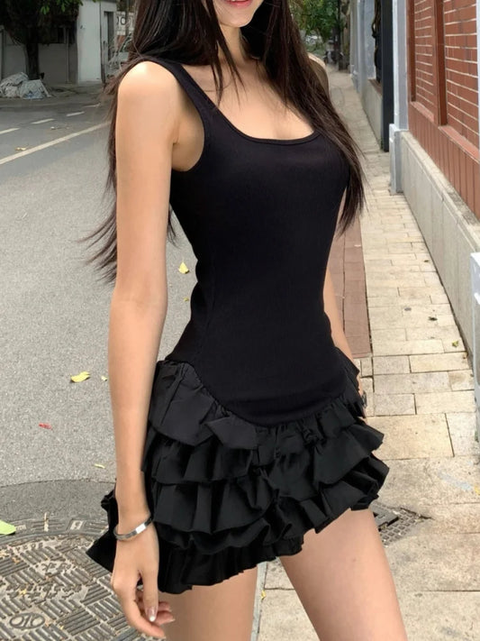 Schickes ärmelloses Y2K-Minikleid für Damen, Sommer, schwarze Kleider, sexy Clubwear, Party, schmale Passform, Rüschen, plissiertes kurzes Kleid