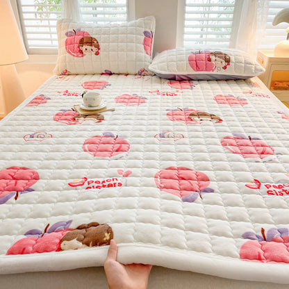 Winter Milk Velvet Mattress Toppers Thicken Quilted Bedsheet Student Bedspreads Washable Mattress Cover Queen Bedding Coverlets