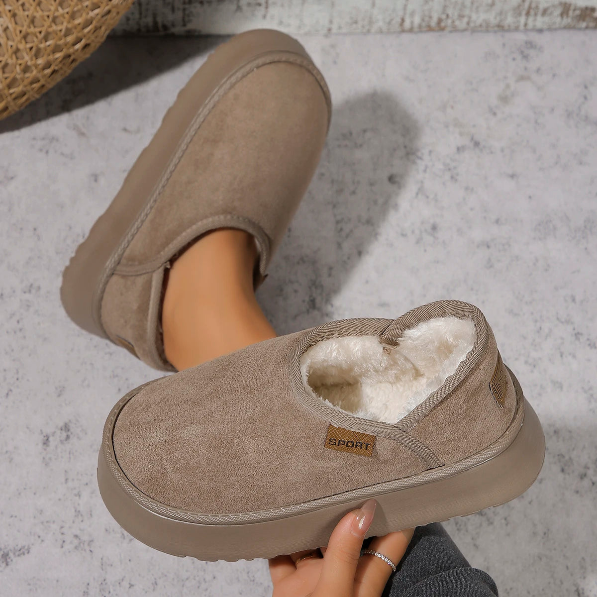 2024 New Classic Thickened Fluff Women's Snow Boots Comfortable Warm Ankle Boots Women Winter Ladies Shoes Chunky Botas Mujer.