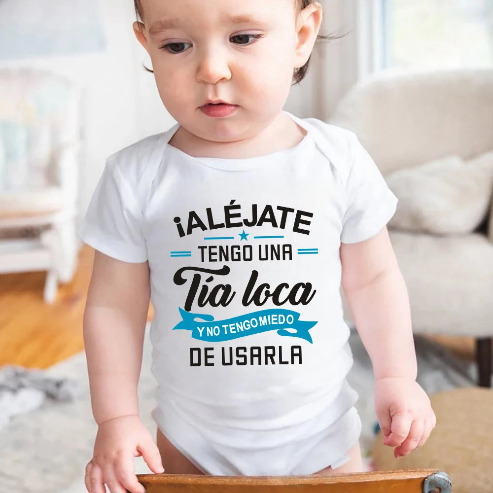 Bleiben Sie weg, ich habe eine verrückte Tante, ich habe keine Angst vor ihr Baby-Strampler, lustiger Säuglings-Body, kurzärmelige Overall-Outfits für Neugeborene.