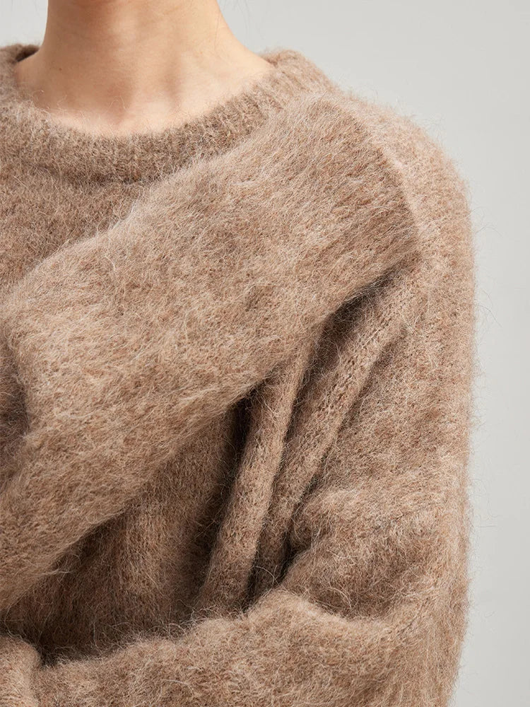 SuyaDream Warm Alpaca Pullovers for Woman, Dropped Sleeved Loose Sweaters, 2025 Fall Winter Top, Camel, Beige.