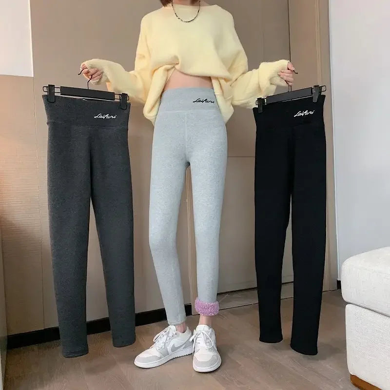 Winter Warm Leggings Women Adding Velvet and Thickening Leggings Small Feet Pencil Pants Outdoor Wearling Casual Stretchy Pants.