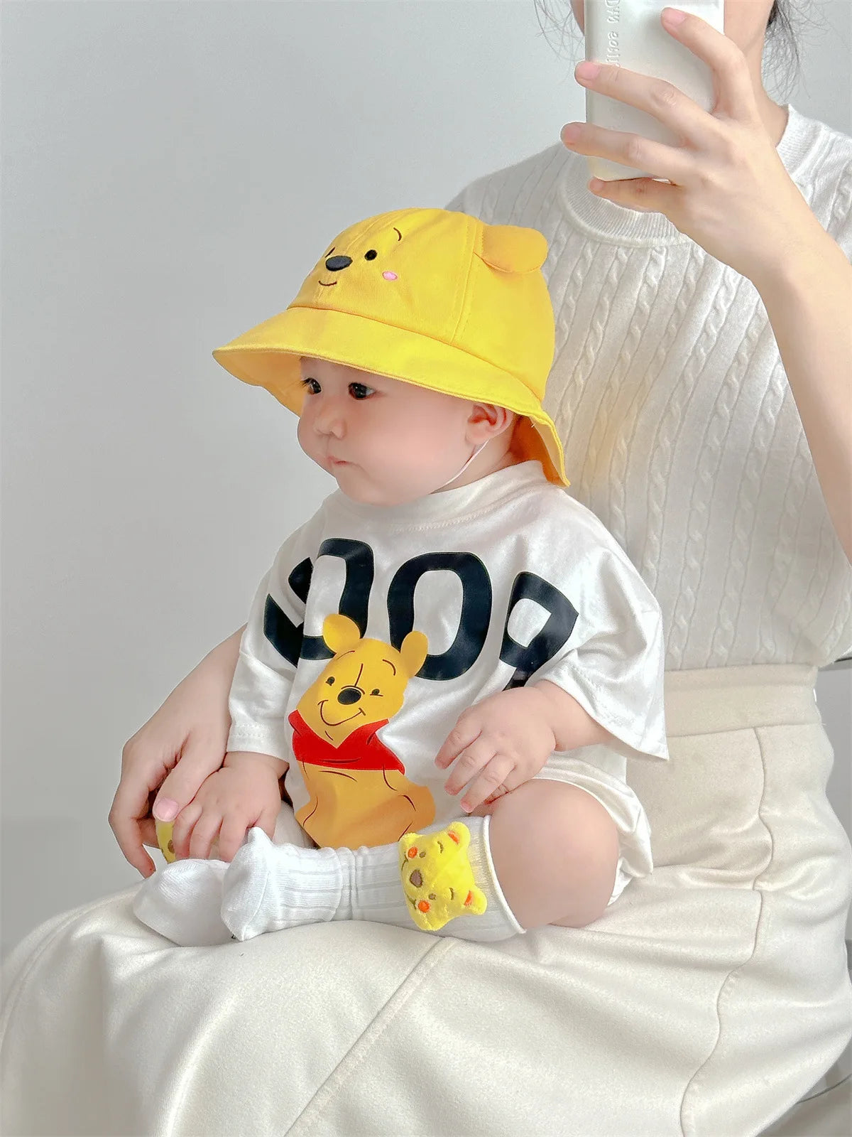 Cartoon Pooh Bär Bodys Schatz Tasche Furz Kleidung Baumwolle Weiche Sommer Baby Kleidung Neugeborenen Fotografie Strampler K5652.