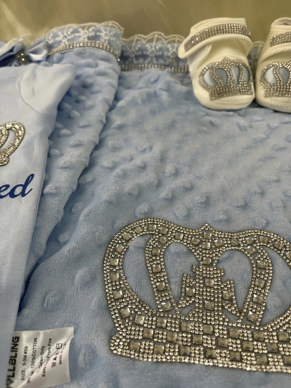 5pcs Handmade DIY Vinyl Name Personalized Baby Girl Newborn Jewels Crown Pink Take Me Home Layette 5 Piece Deluxe Gift Set.