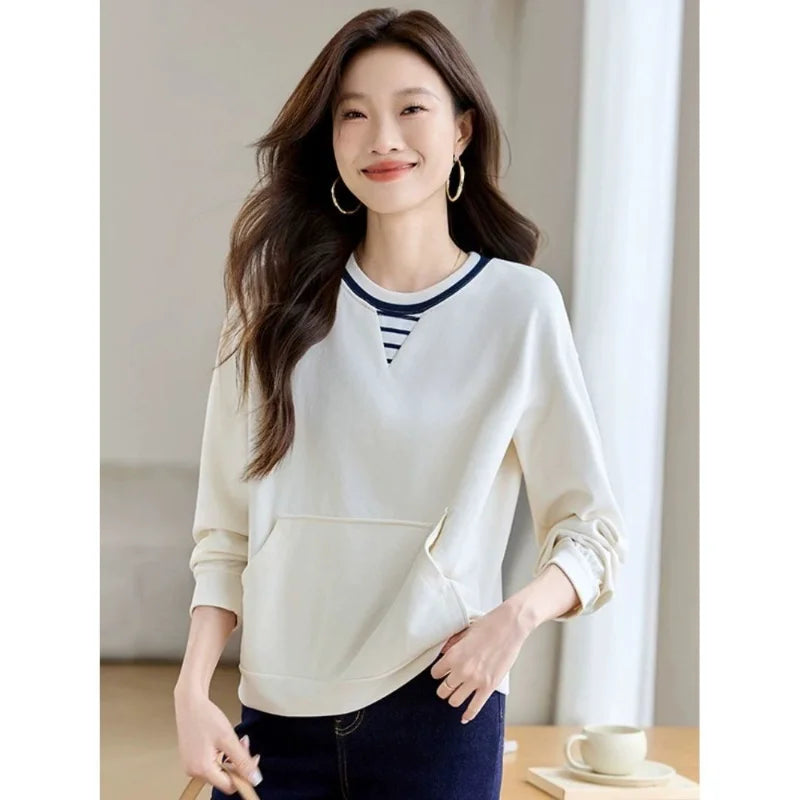 Apricot Round Neck Patch Long Sleeve Sweatshirt Women Loose Comfort Casual Design Fashion Top.