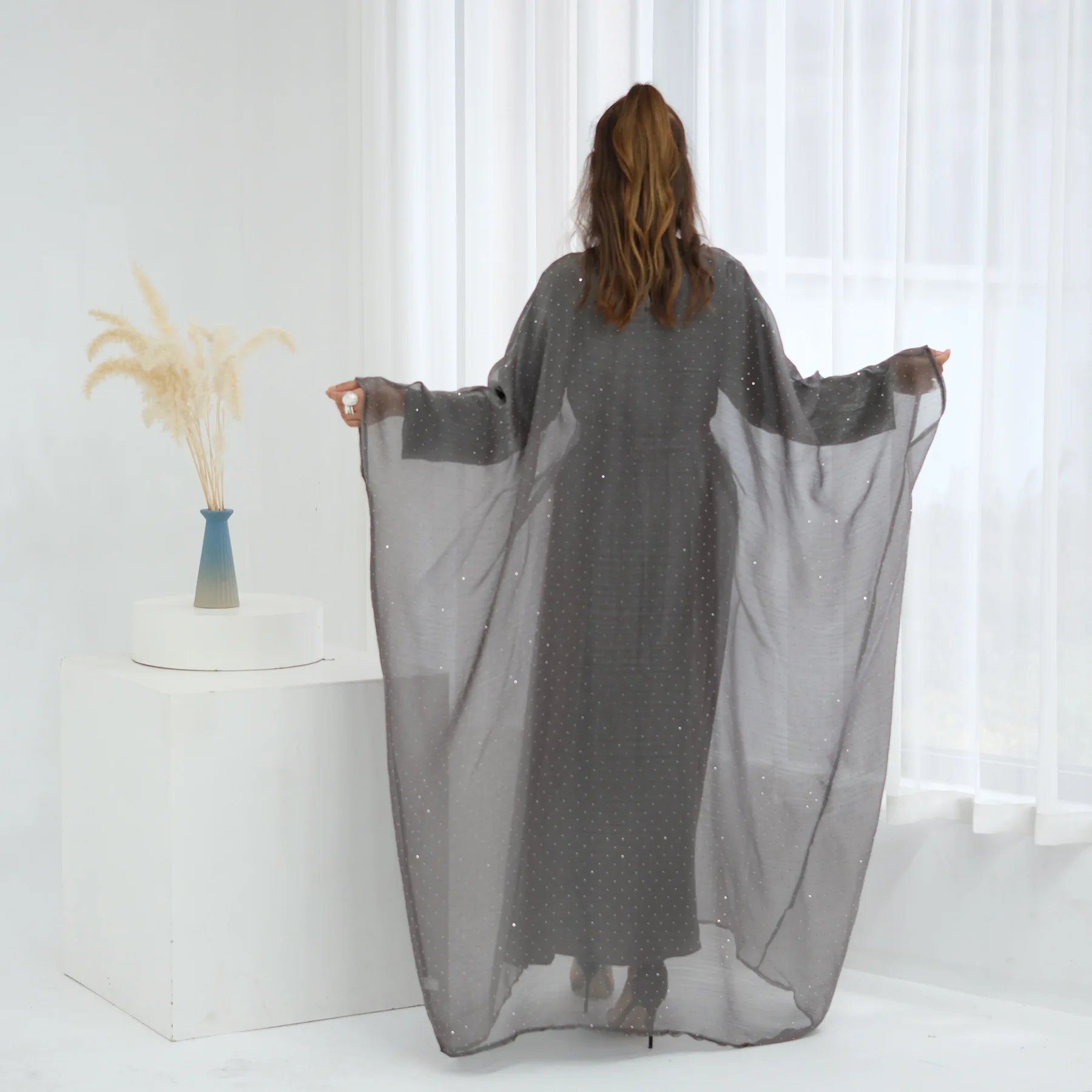 Eid 2 Piece Muslim Woman Set Diamonds Butterfly Abaya with Matching Inner Dress Dubai Luxury Kebaya Caftan Marocain Islam Outfit.