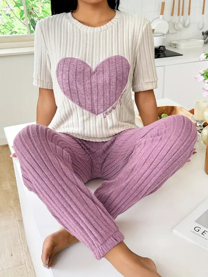 Autumn Winter Two-Piece Pajamas Set for Women Sleepwear Heart Print Round Neck Short Sleeve Long Pants Home Wear.