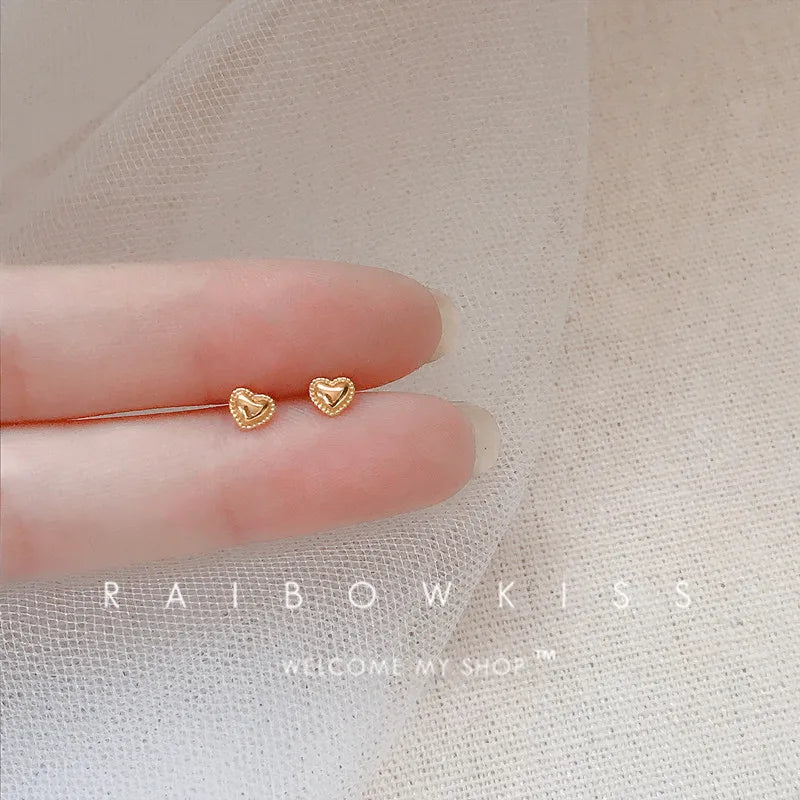 silver-plate Gold Color Mini Small Butterfly Heart Stud Earring For Women Cartilage Helix Tragus Ear Piercing Jewelry Gift.