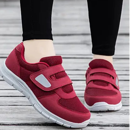 Men's Soft Sole Comfortable Shoes Spring Women's Walking Round Toe Loafers Solid Colour Thick Bottom Non-slip Sneakers.