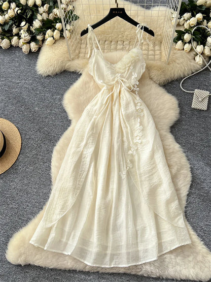 SINGREINY 2025, süßes Sommerkleid für Damen, Spaghettiträger, plissiert, 3D-Blumenmuster, schickes Sommerkleid, Fairycore, unregelmäßiges Kleid