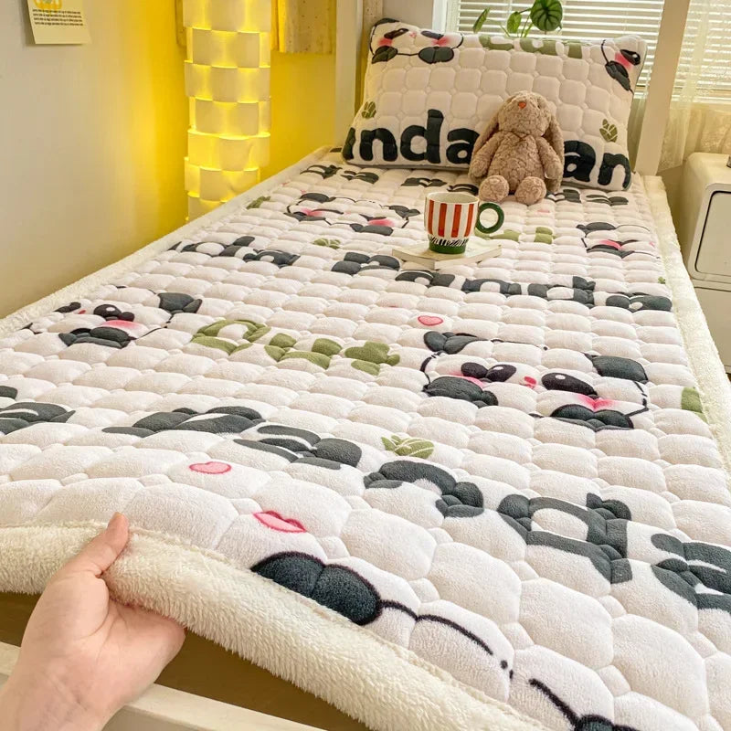 2024 Winter Milk Velvet Bedspread King Size Bed Cover Quilted Mattress Pad Washable Mattress Protector Bed Linen Queen Bedsheet.