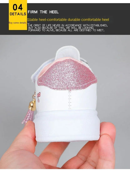 2025 Children's Little White Shoes Girls' Student Flat Bottom Casual Sports Shoes Low Top Spring Korean Plate Shoes.