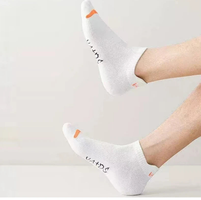 5 Pairs Men Bright Colored Ankle Socks Breathability Fashionable Casual Street Style Deodorizing Invisible Travel Running Socks.