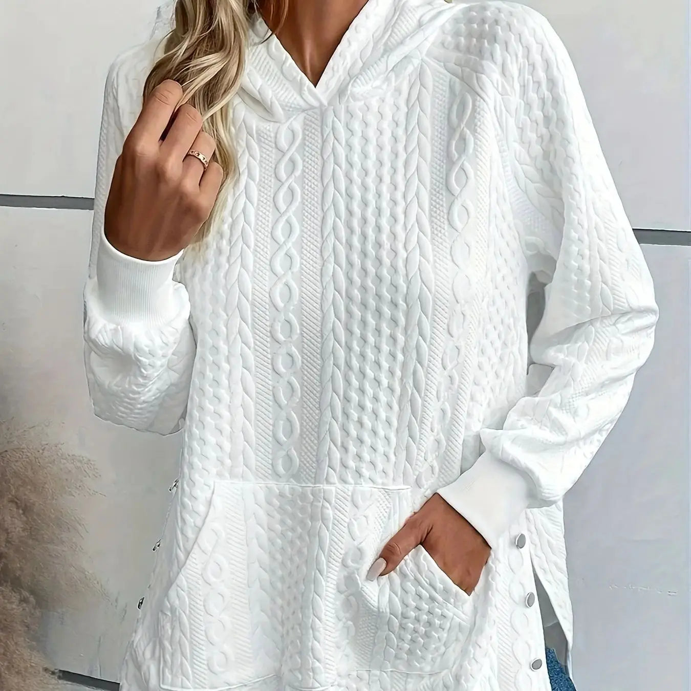 Lässiges Sweatshirt in Übergröße, Damen-Hoodie mit festem Zopfmuster und langen Ärmeln und Knöpfen und Taschen.