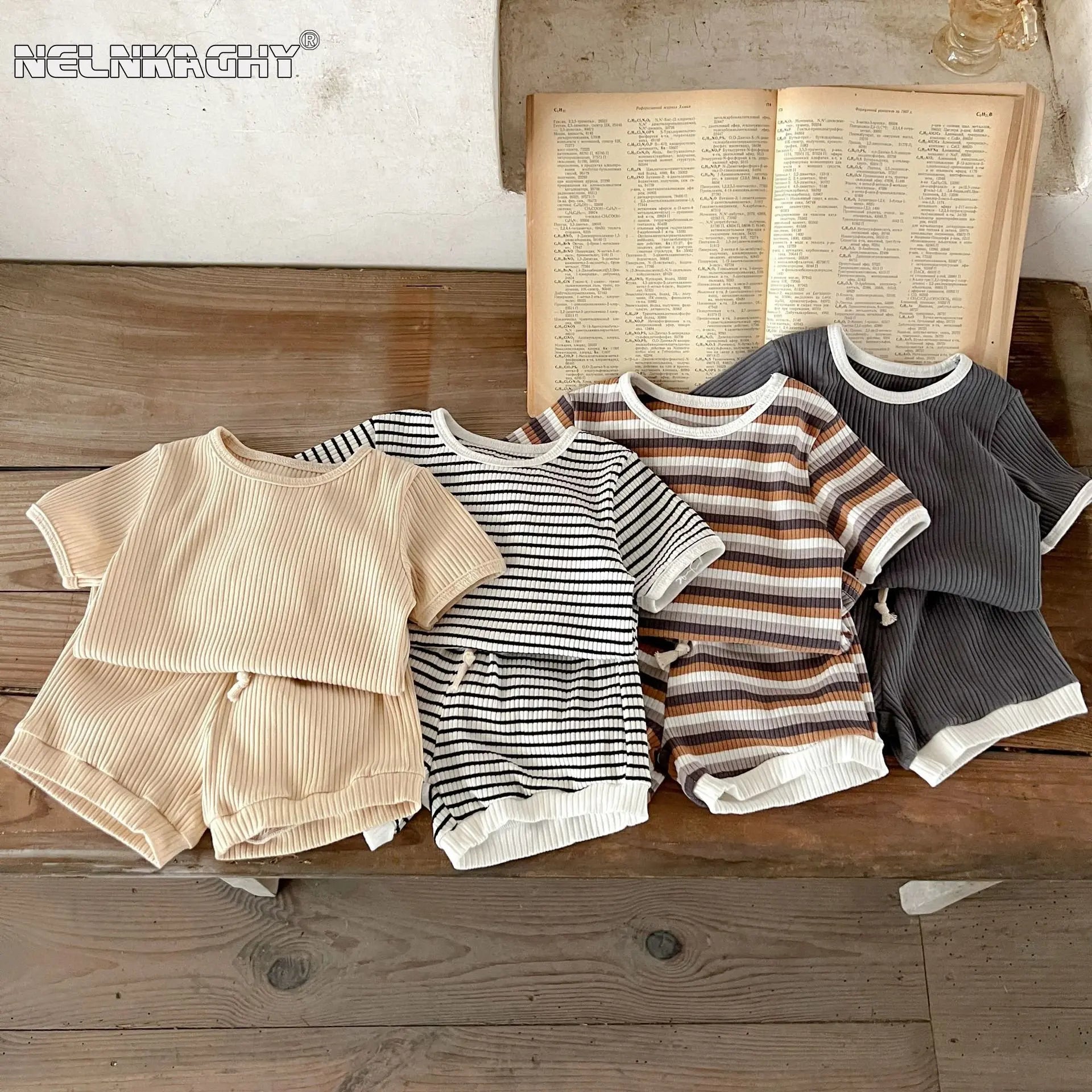 Korean Version Summer Kids Baby Girls Boys Short Sleeve Striped Top Tees +shorts Pants Infant Cute Pure Cotton Clothing Set.