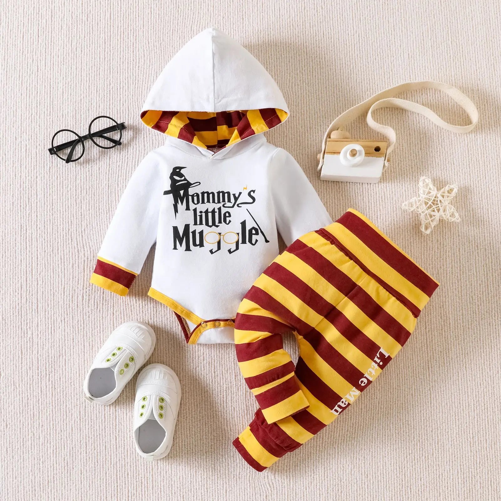 Ins Frühling Herbst 2025 Baby Jungen 2PCS Kleidung Set Baumwolle Mit Kapuze Brief Langarm Strampler Gestreiften Hosen Anzug Infant jungen Outfit.
