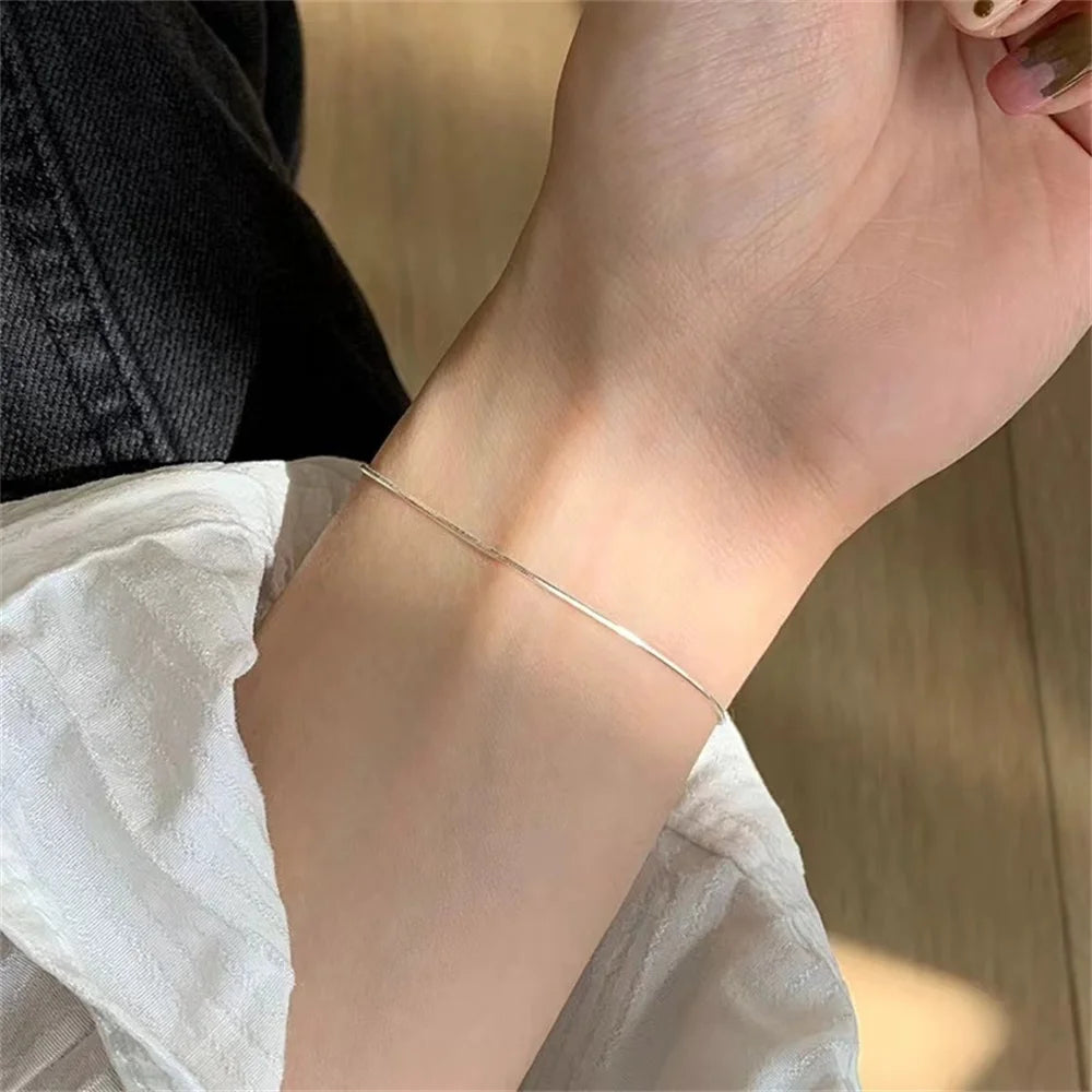 New Ultra-fine Stainless Steel Snake Chain Bracelet Gold Color Simple Bracelet For Women INS Fashion Jewelry Accessories.