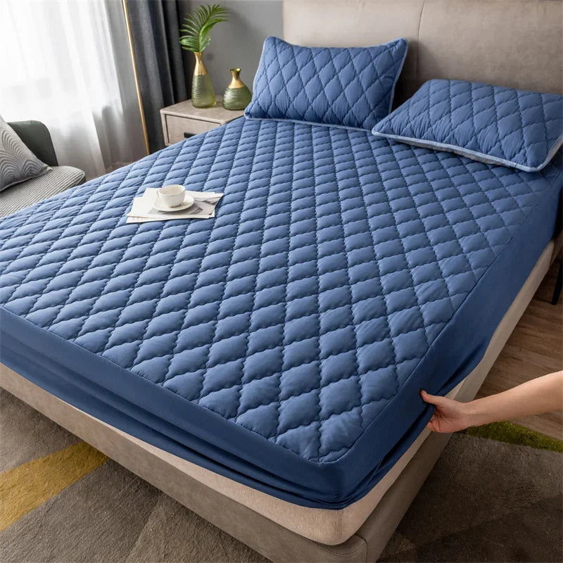 Home Mattress Cover Waterproof Thickened Quilted Waterproof Bed Cover Breathable Mattress Protector Fitted Sheet No Pillowcases