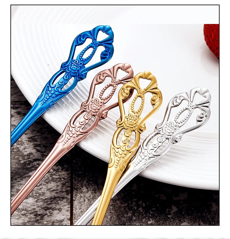 Golden Stainless Steel Cutlery Set Royal European Spoon Fork Complete Tableware Retro Design Dishwasher Safe Elegant Flatware.