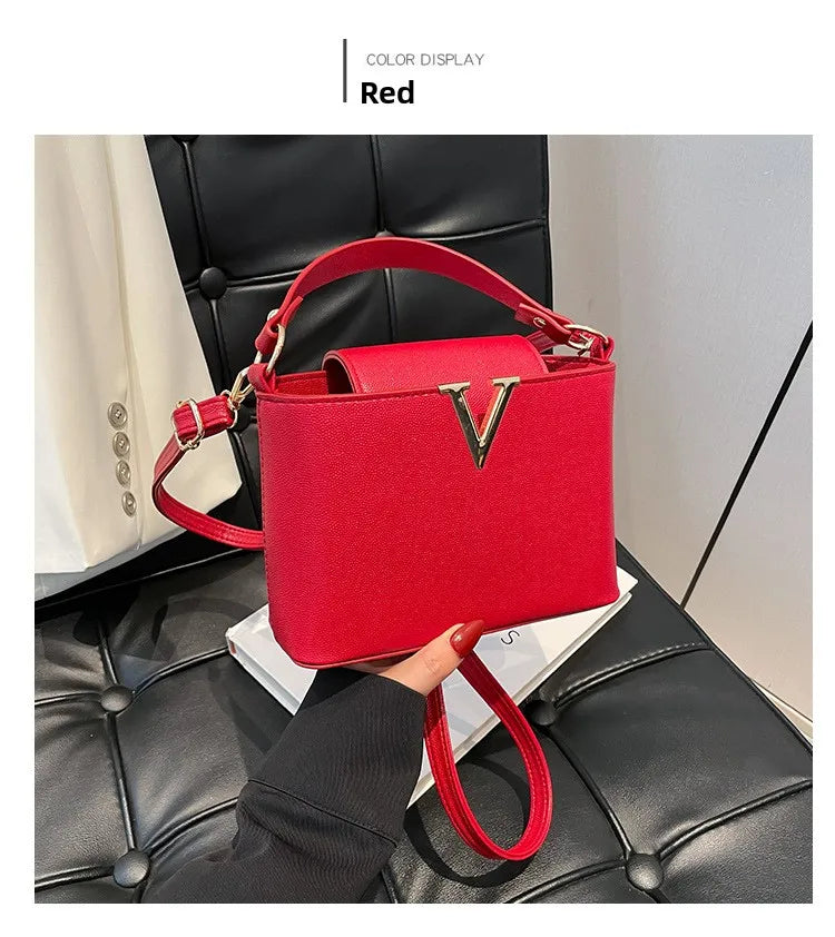 Luxury Women's Tote Bag, Chic V Shaped Stylish Pu Leather Bucket Bag, Top Cover Handbag Women Shoulder Crossbody Bag for Woman.