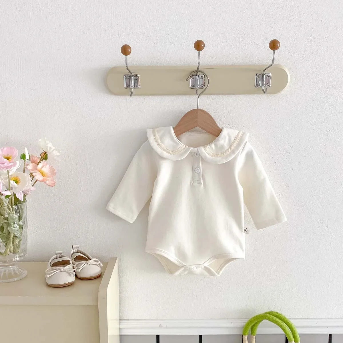 2025, Herbst und Winter, neu für Kinder, Babys, Jungen und Mädchen, Peter-Pan-Kragen-Outfits, Kleinkinder-Overalls, Samt-Bodys, warm halten.