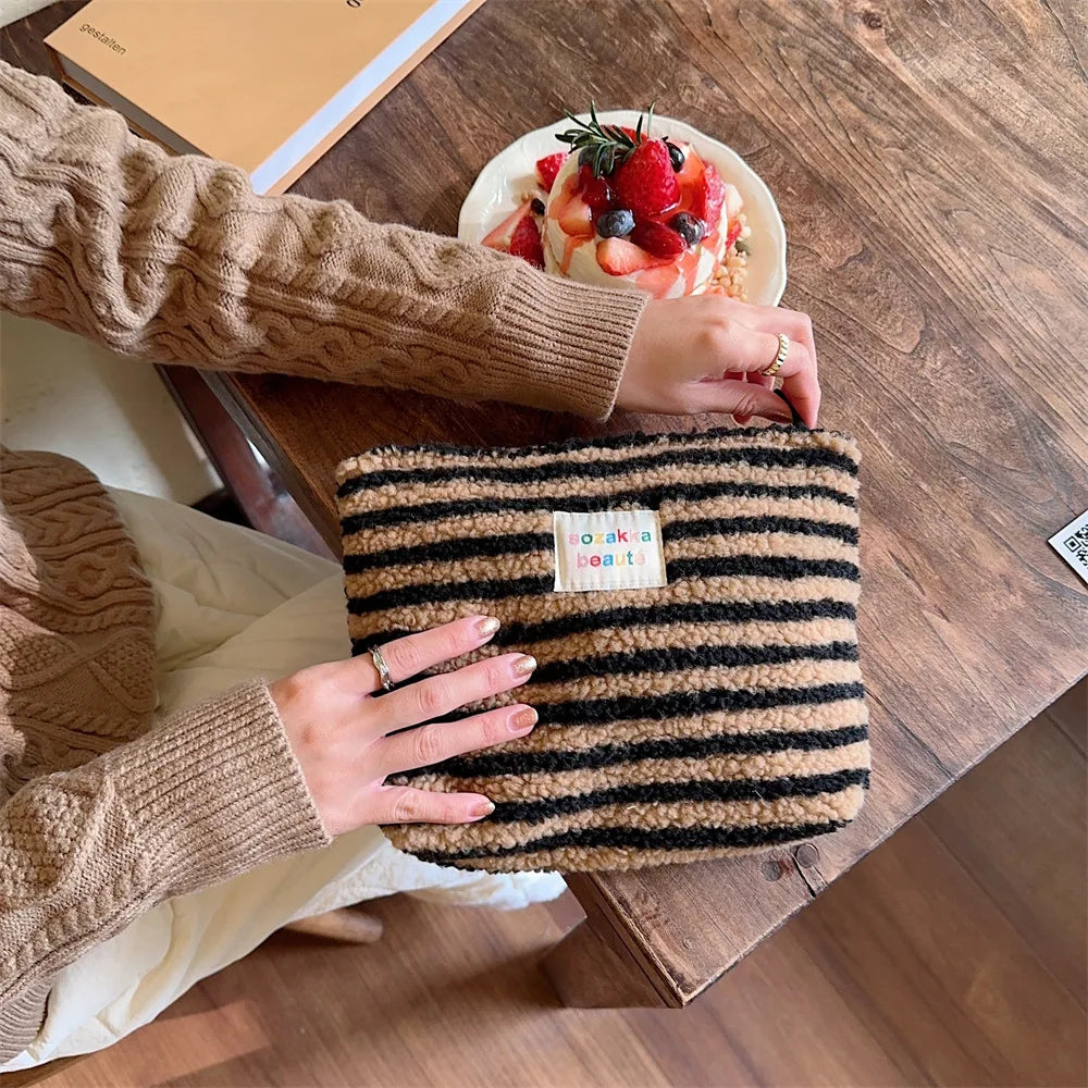 New Colorful Striped Dot Plush Clutch Cosmetic Bag Large Capacity Makeup Pouch Toiletries Bag Travel Outdoor Makeup Storage.