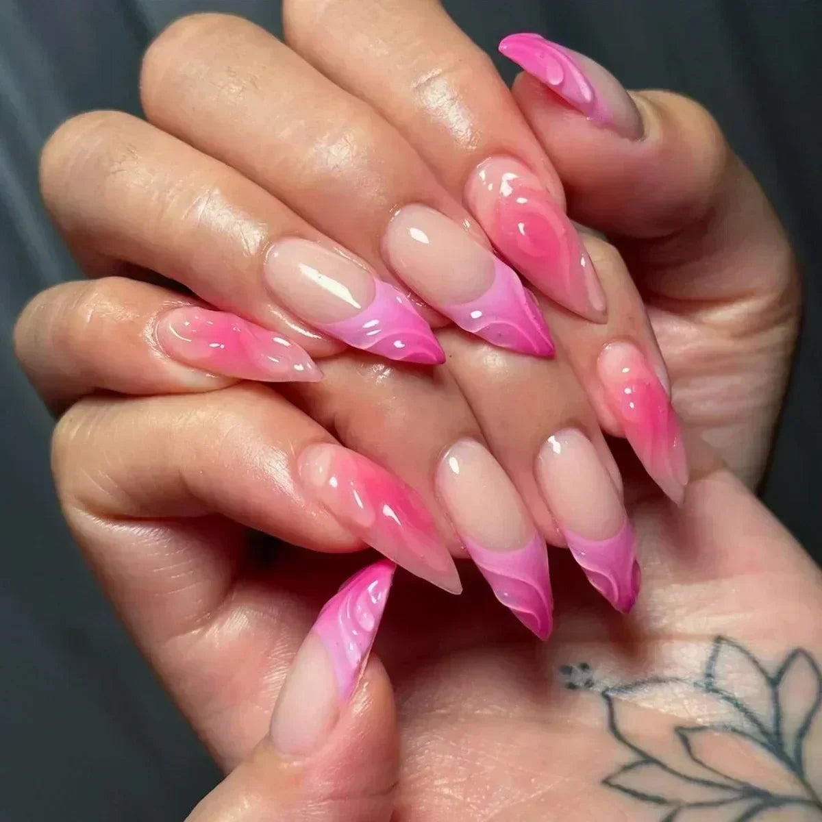 24Pc False Nails with Glue Almond Black Red Gradient Design Detachable Rhinestone Acrylic Fake Nail Long Stiletto Press on Nails.