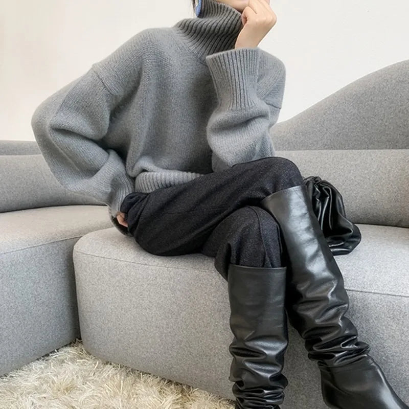 2023 Autumn and Winter New Thick  Sweater Women High Neck Pullover Sweater Warm Loose Knitted Base Sweater Jacket Tops.