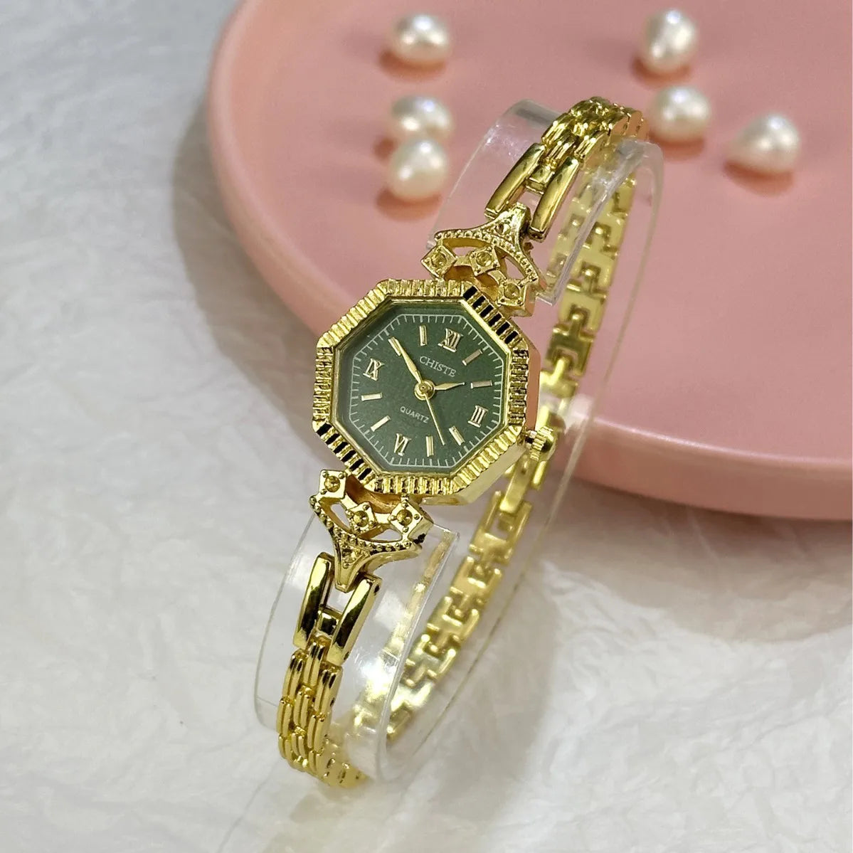 Luxury Famous Brand Oval Dial Women Watch Fashion Small Thin Gold Bracele Quartz Wristwatch Clock Gift Dropshipping Montre Femme.