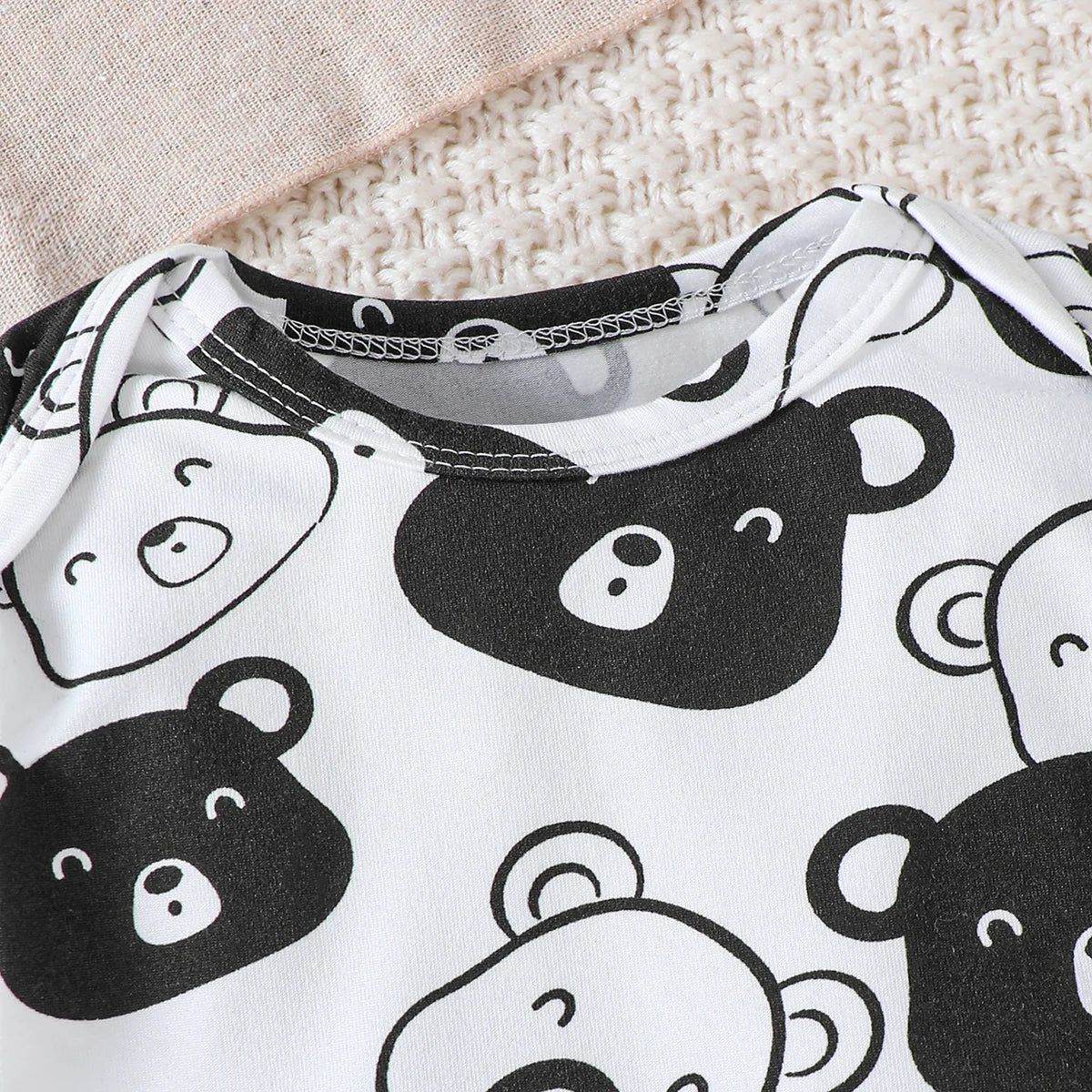 0-9 Months Baby Boy Set Little Bear Long Sleeve Bodysuit+Pants+Hat+Socks 4pcs/Set Baby Spring Autumn clothing Newborn set.