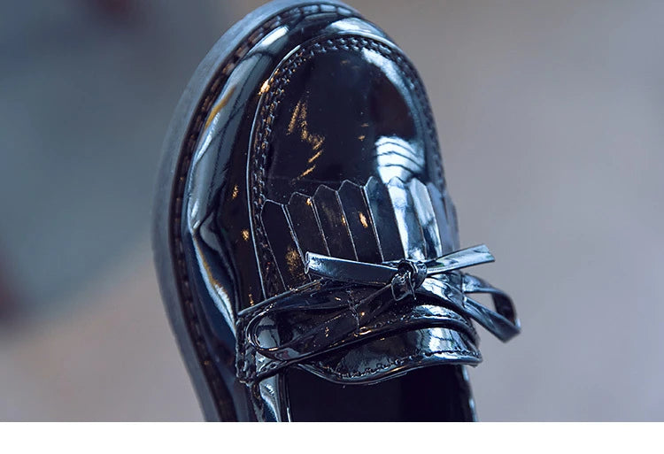 Girls Casual Leather Shoes Kids Flats Tassels with Bow-knot British Style Soft Slip-on Loafers for Wedding Party Bright Skin New.