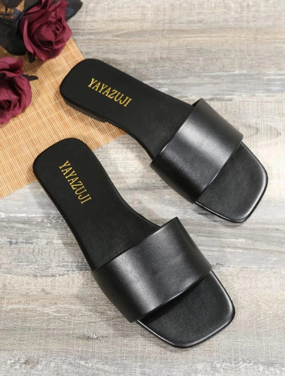 Women Fashion Sandals 2025 New Summer Flat Shoes Square Toe Slip-on Girls Indoor Street Slippers Plus Size Beach Slides.