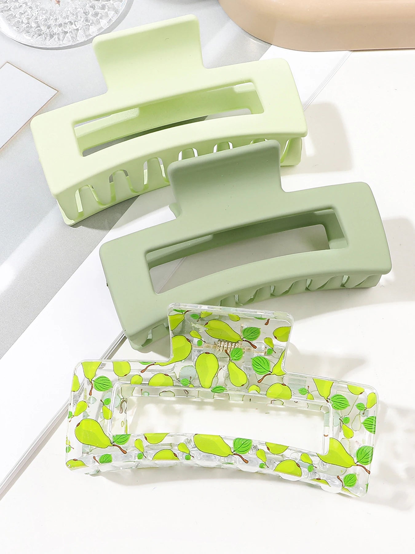 3 Pcs Frosted Cream Color Transparent Fruit Shark Scratch Clip-ins Style Back of Head Premium Wind Plate Women Hair Accessories