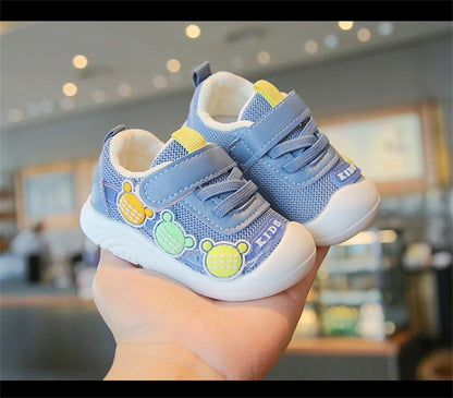 2023 New Spring Autumn Girl's Sneakers Children's Baby Mesh Breathable Casual Flats Shoes Outdoor Running Shoes.