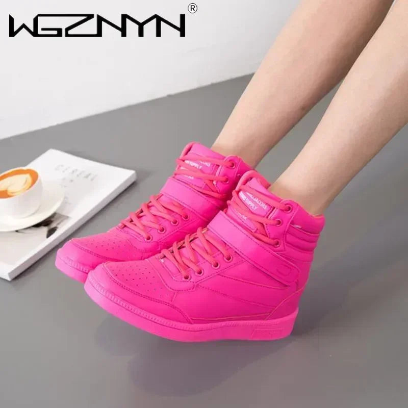 Designer Woman Breathable High Top Black White Boots Women Casual Sport Shoes Platform Hidden Increasing Sneakers Leather Shoe.