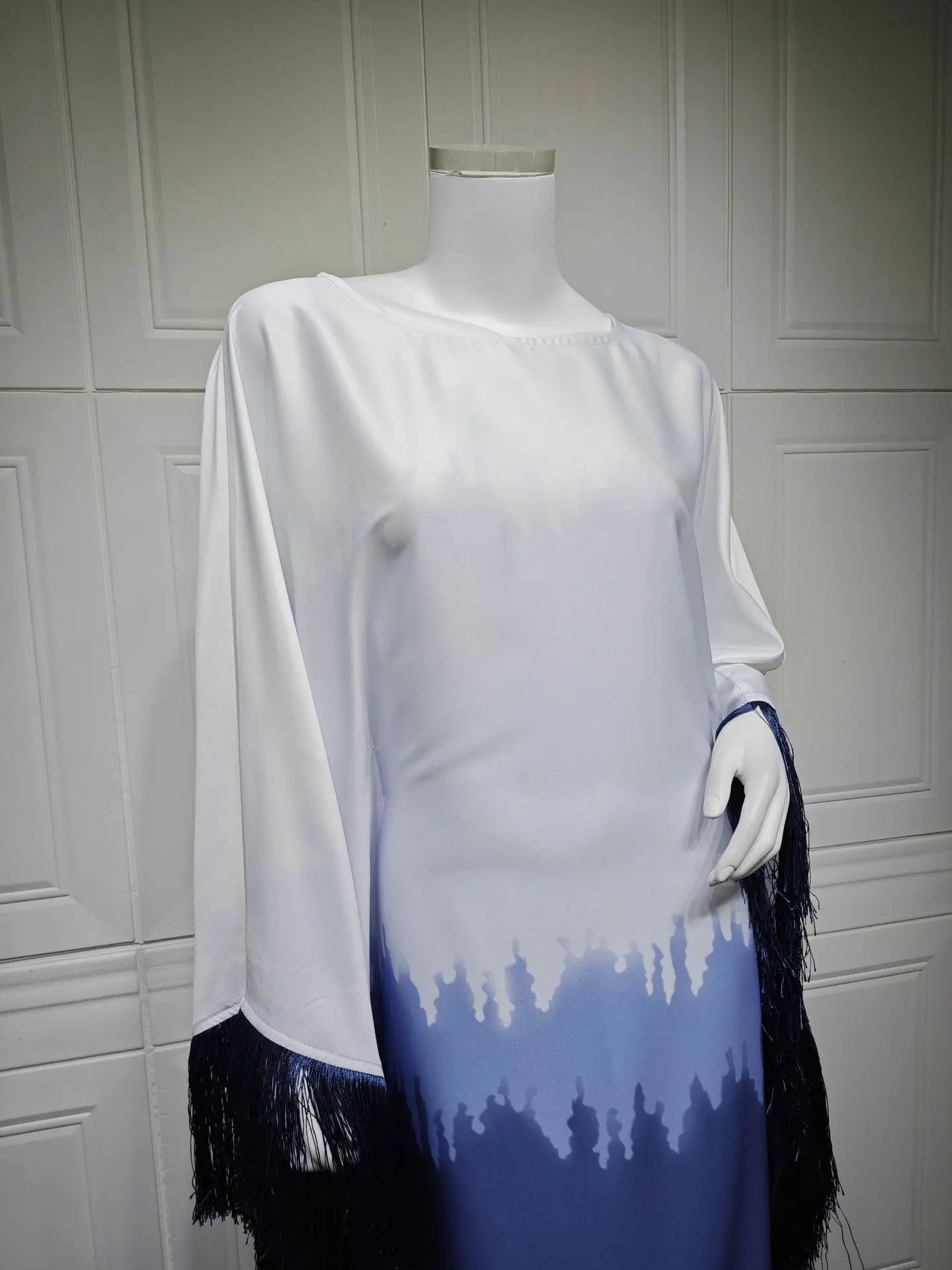 Uni Tassel Gradient Dubai Muslim Abaya For Woman O-Neck Elegant Casual Loose Moroccan Saudi Kebaya Fashion Party Dress 2025.